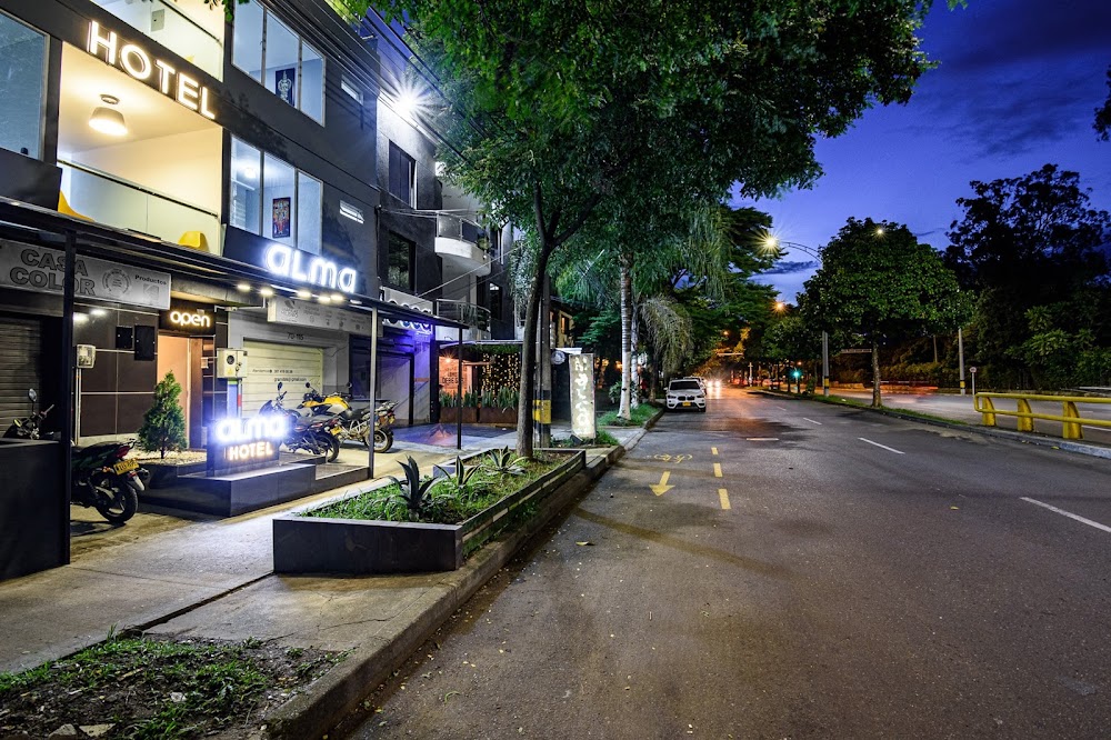 Aura Hotel