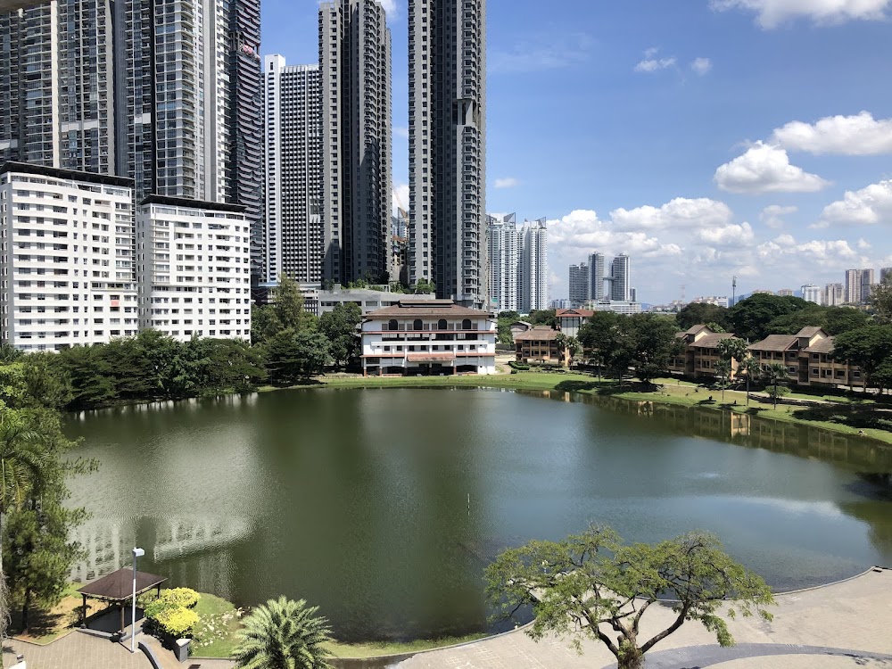 Flamingo hotel by the lake