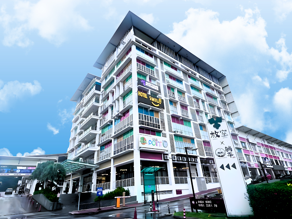 Tropical Hotel at Kota Damansara
