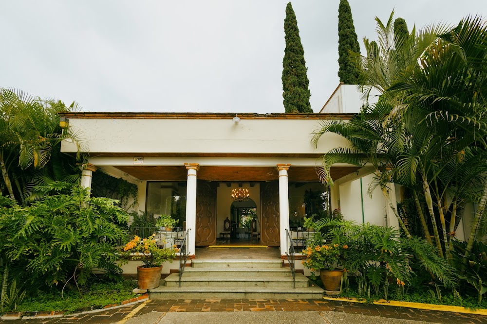 Hacienda Los Laureles