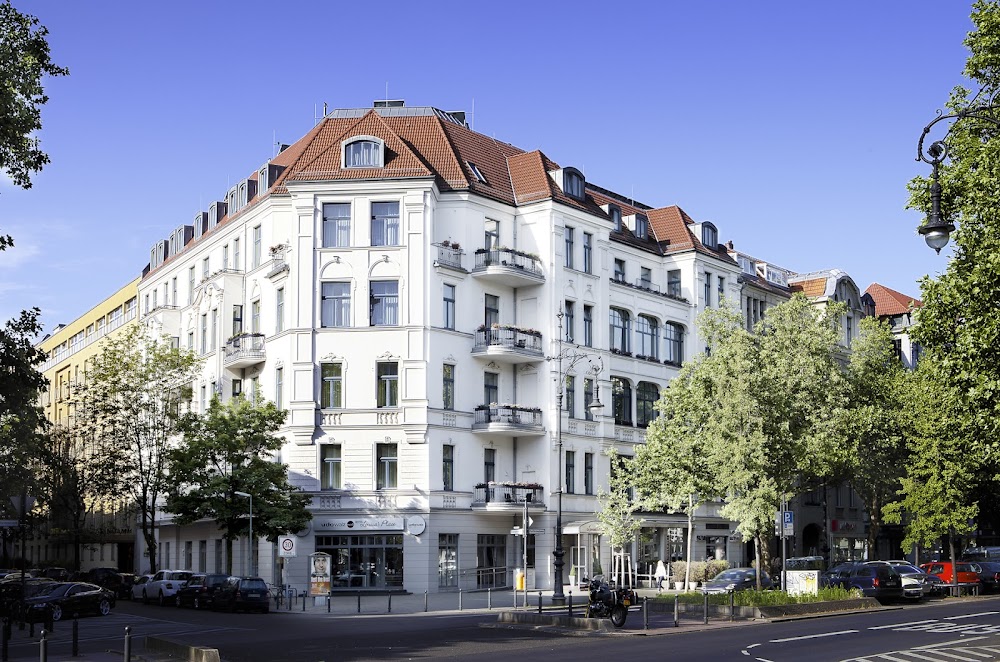 Louisas Place