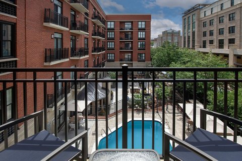 Courtyard Savannah Downtown/Historic District