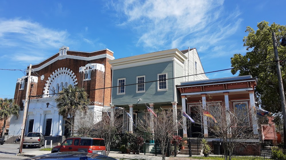 Auberge NOLA Hostel