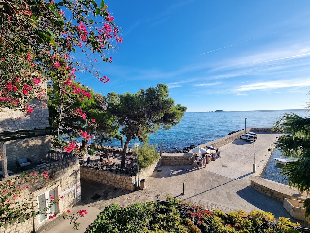 Villa Mlini