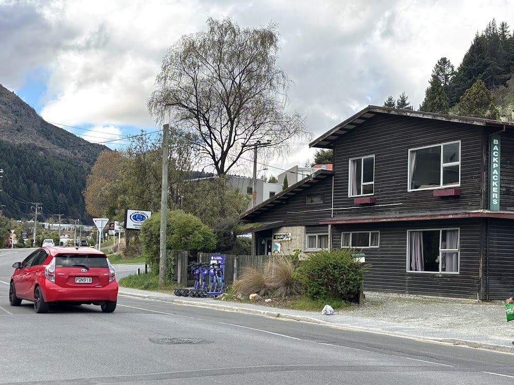 Alpine Lodge