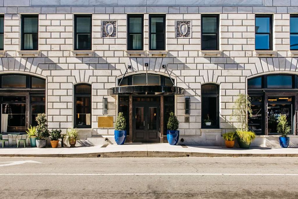 The Drayton Hotel