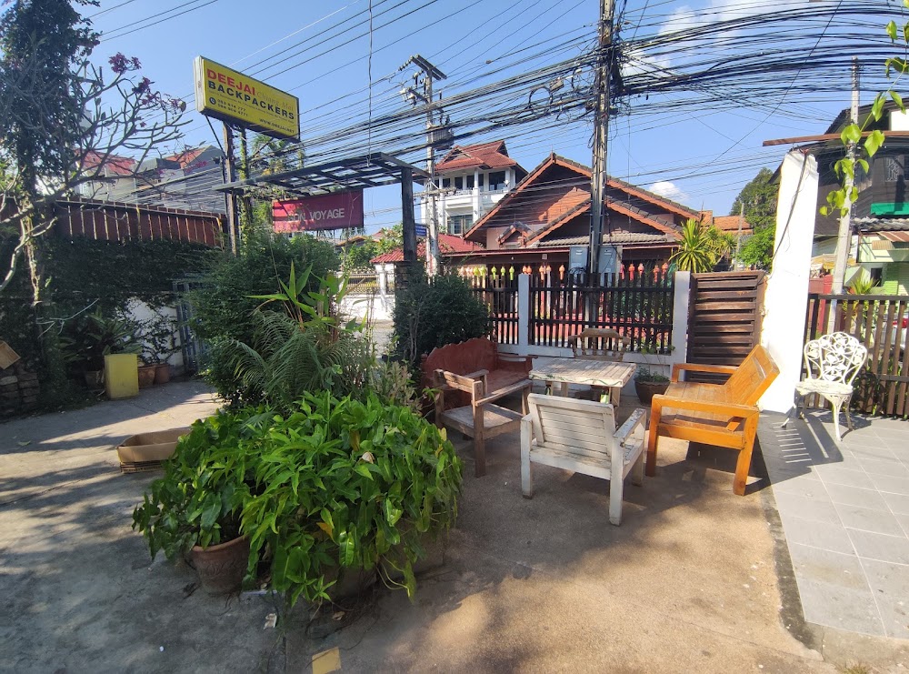 Deejai Backpackers