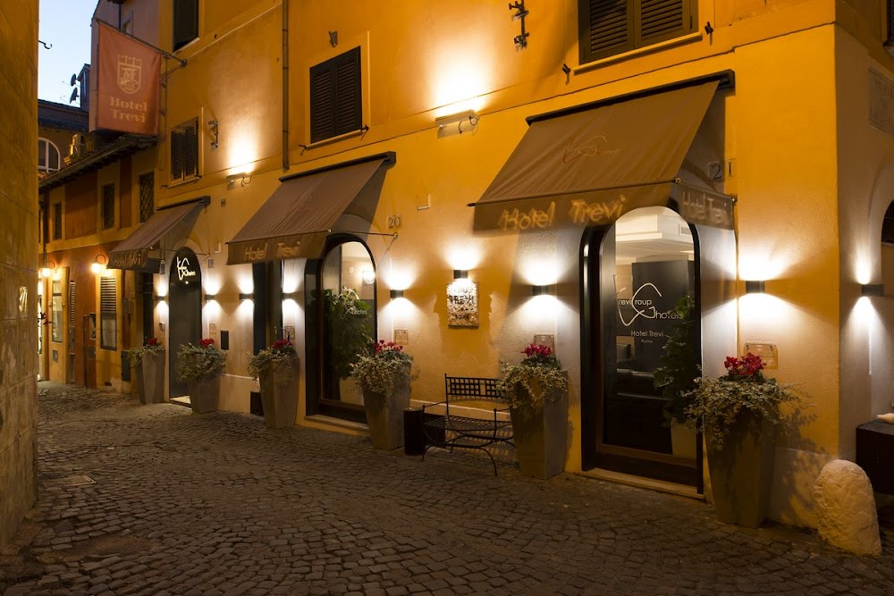 Hotel Trevi