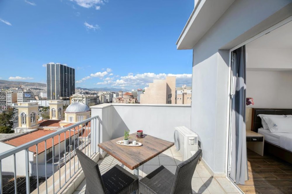 Piraeus Dream Hotel