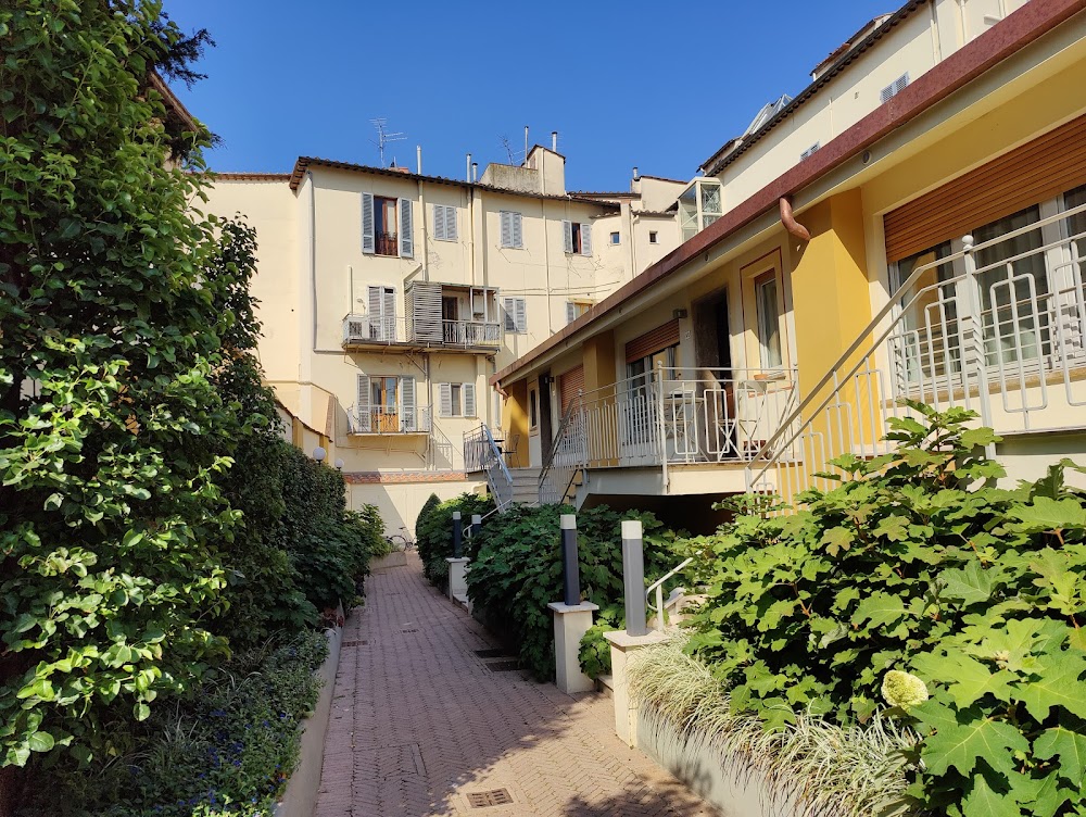 Hotel Azzi