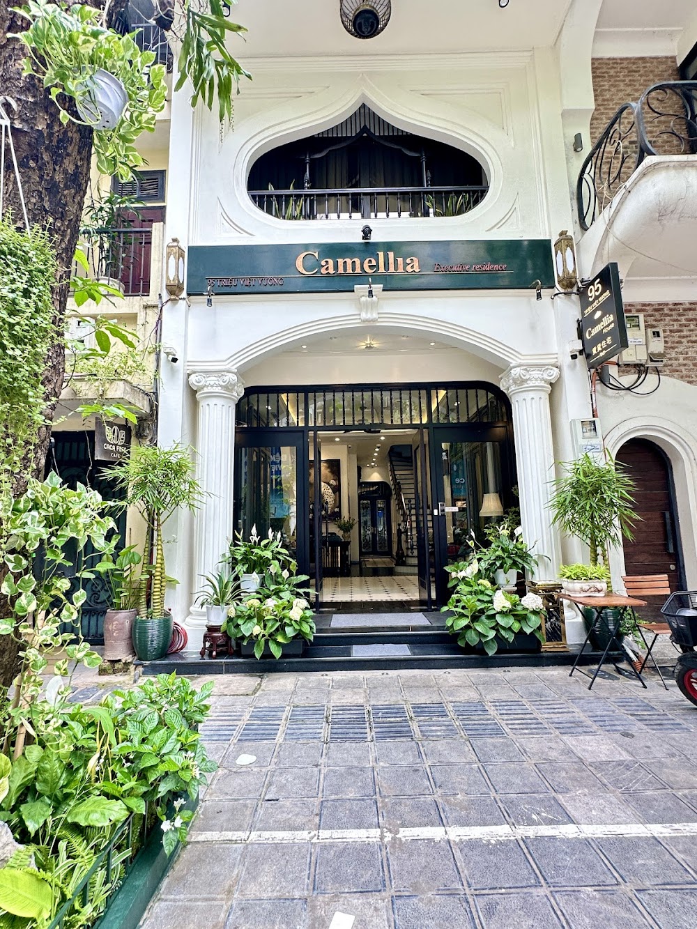 Khách Sạn Camellia 4