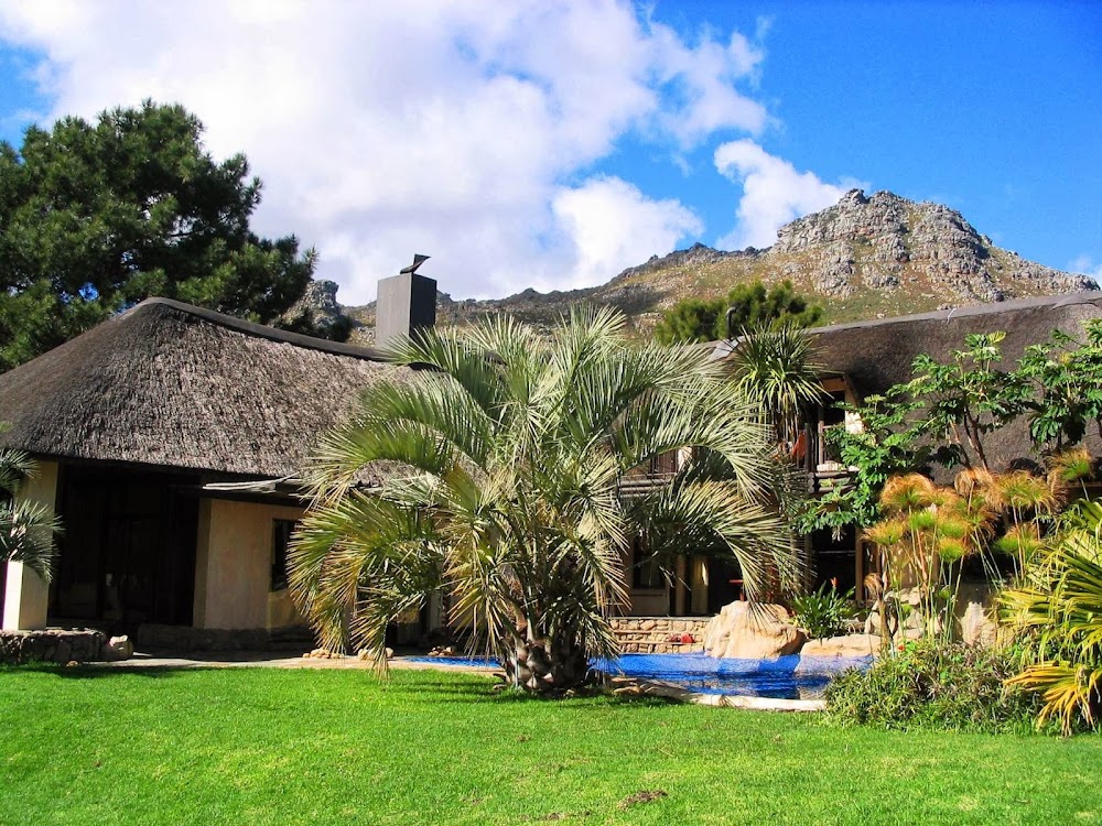 Thulani Riverside Lodge