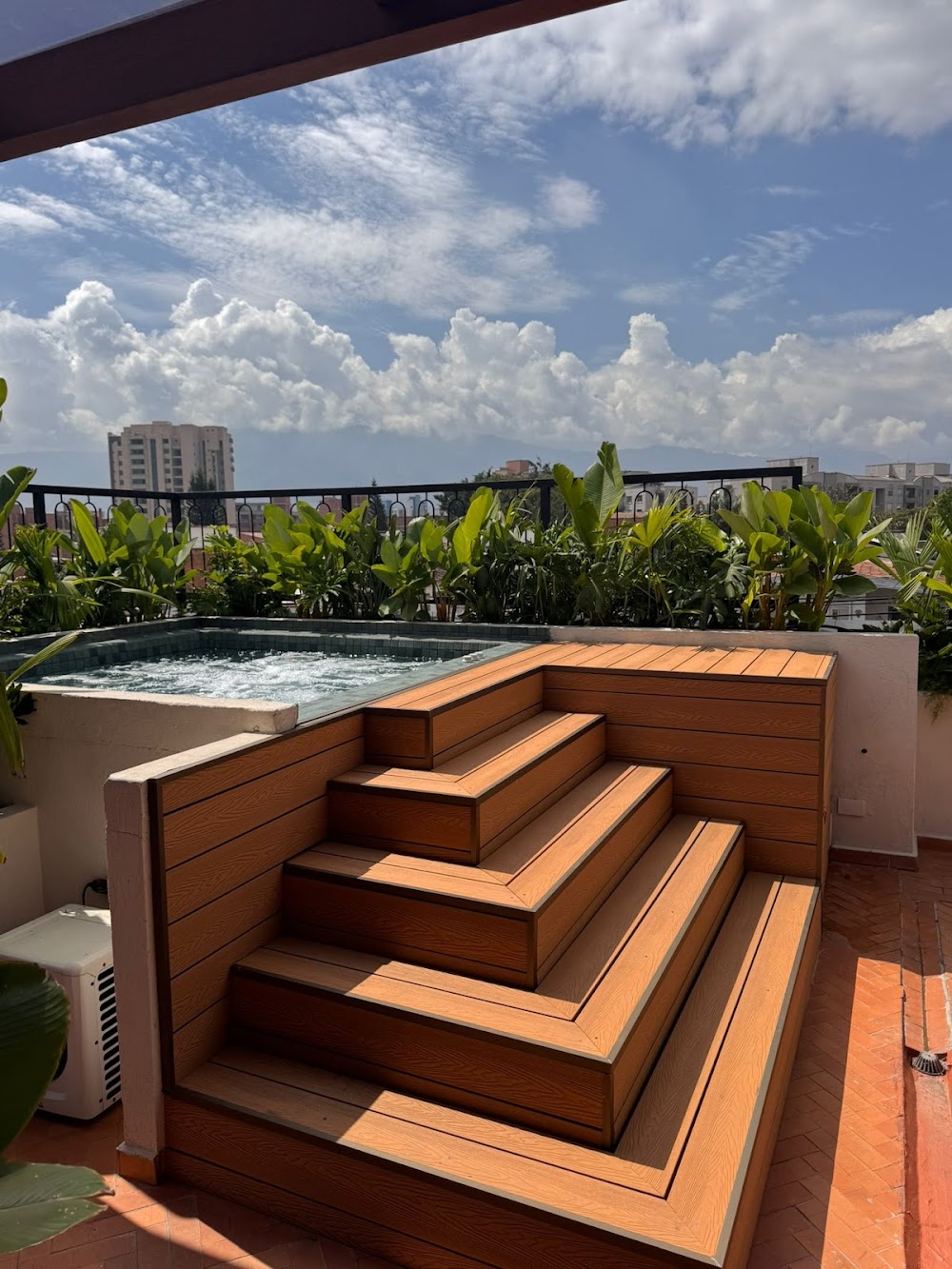 Pranik Coliving & Coworking