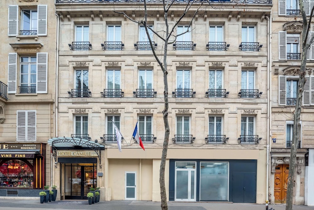 Hôtel Camille Paris Gare de Lyon, Tapestry Collection by Hilton