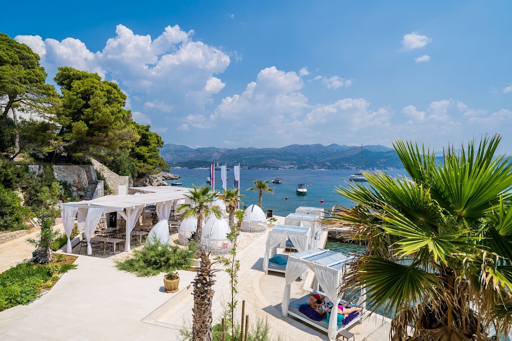 Kalamota Beach House