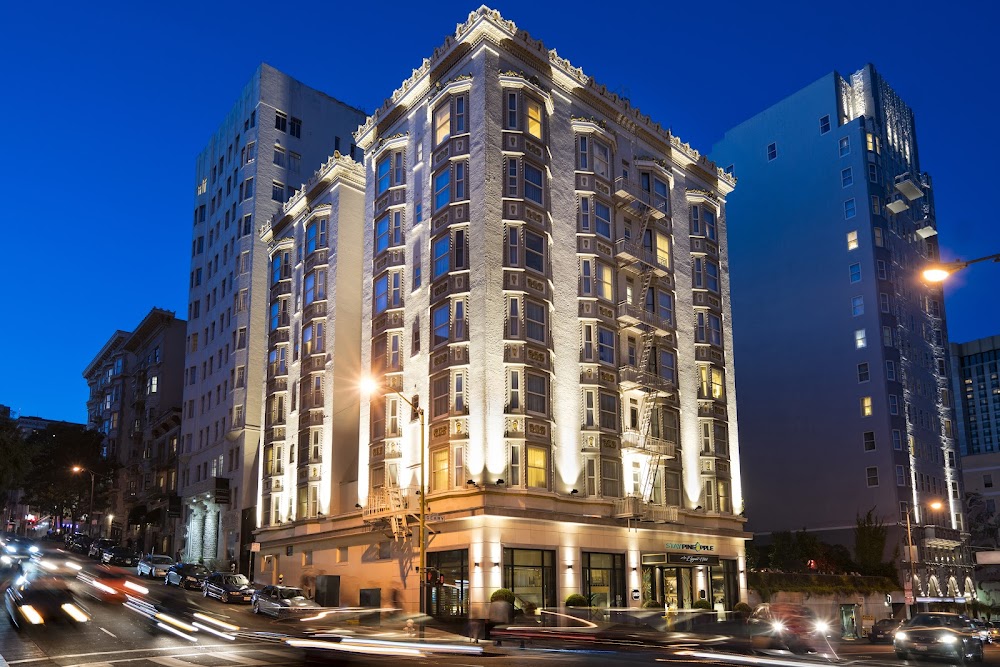 Staypineapple An Elegant Hotel
