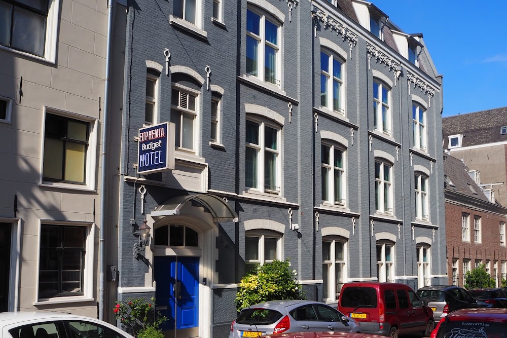 Euphemia Budget Hotel