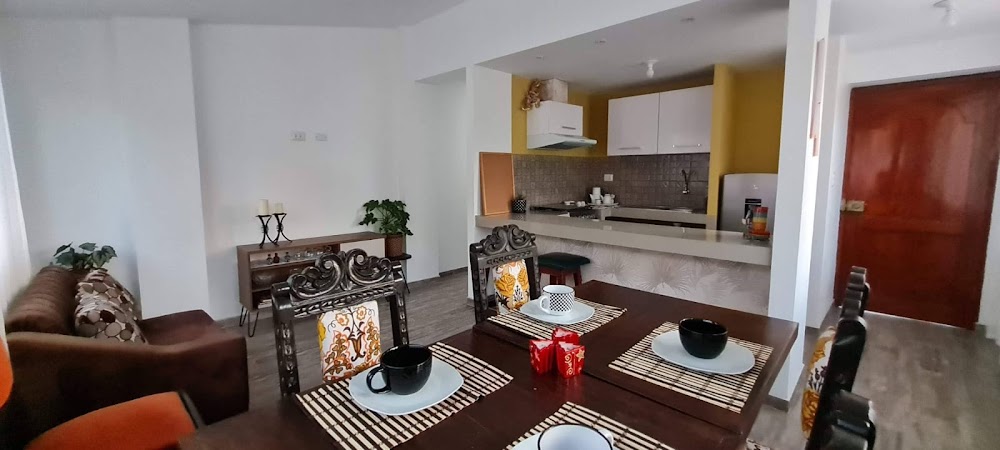 Airbnb Cusco Family- El Tip Viajero Hotels and Campings
