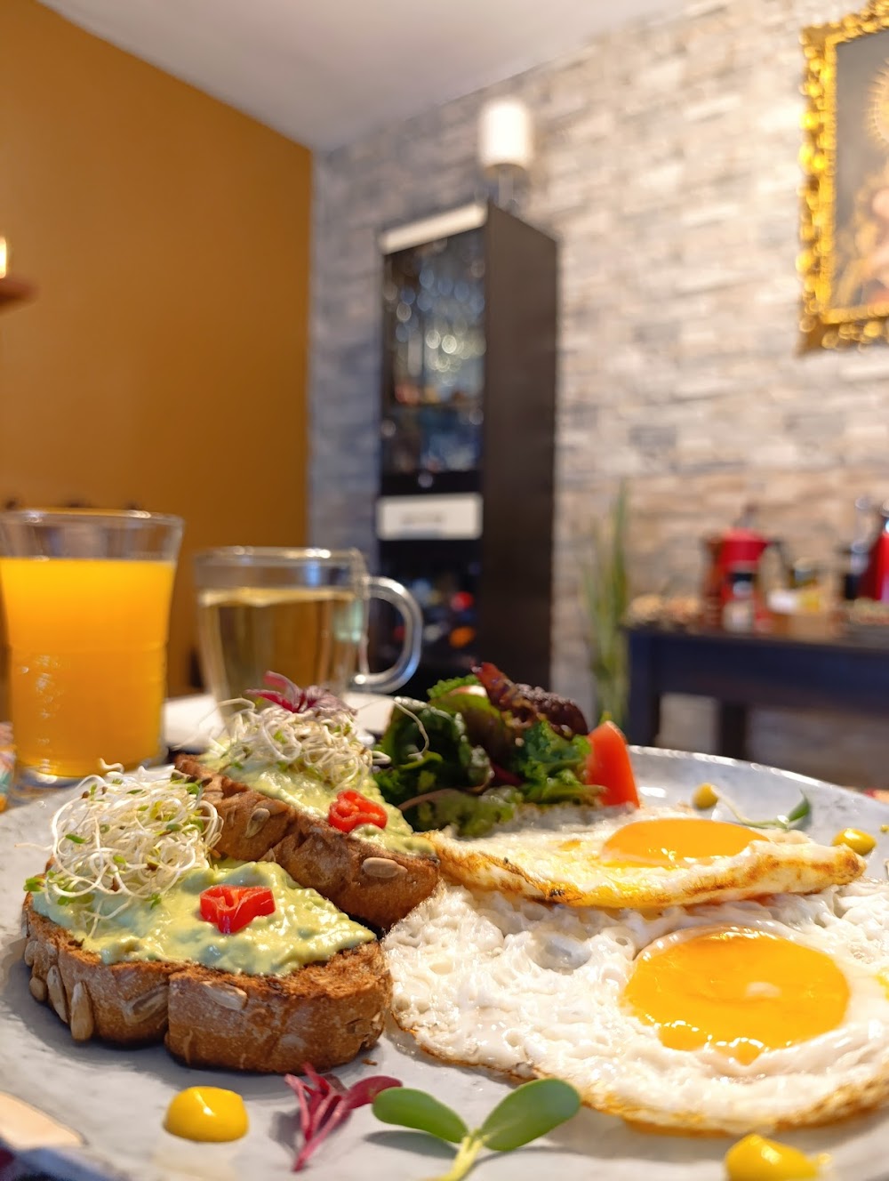 Yanuy Culinary Guest House